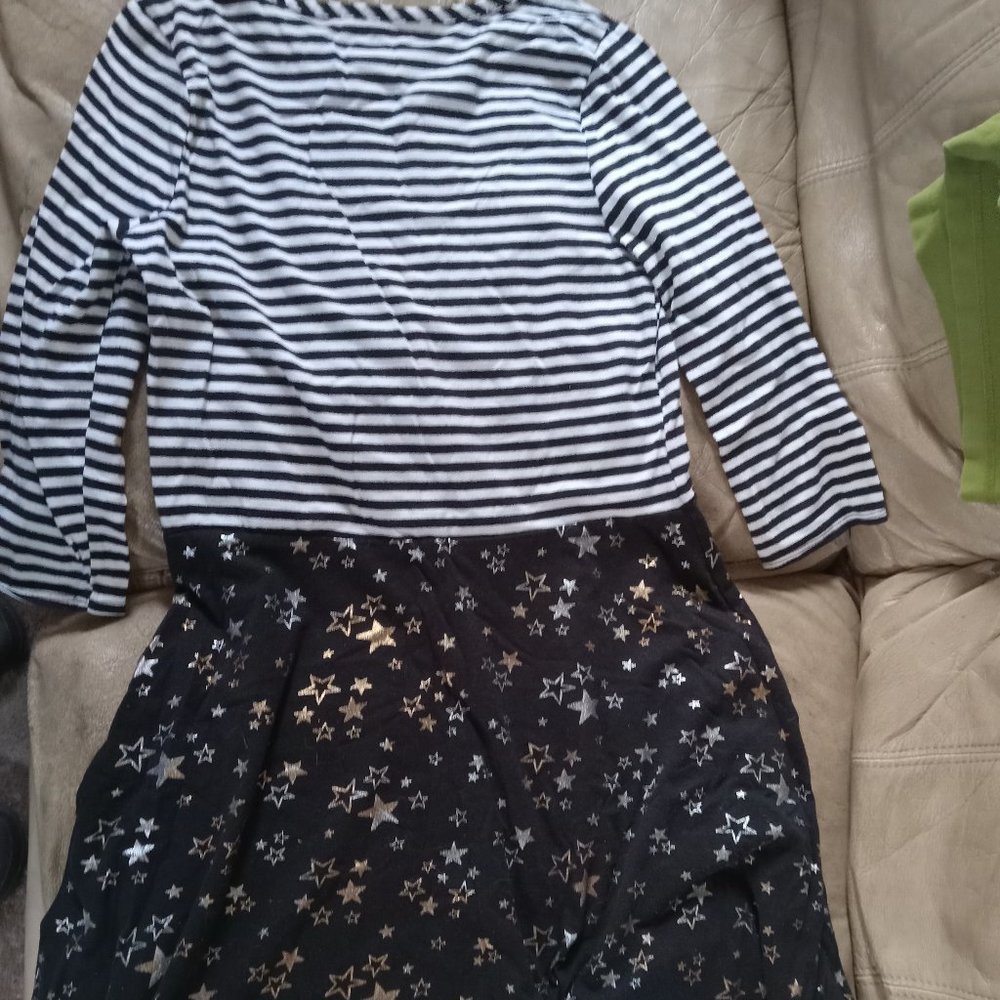 Wonder Nation Girls Dress 14-16/XLG  Metallic Gold & Silver Stars on Skirt